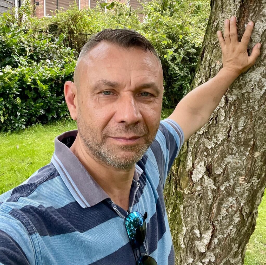 Ravil – licensed private tour guide in Amsterdam